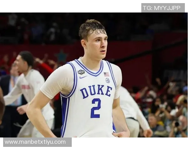 最年轻半场20分以上得分榜单揭晓弗拉格三次上榜詹姆斯紧随其后